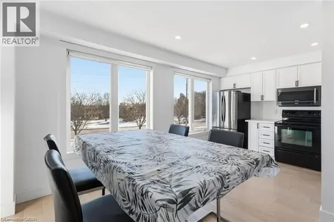 1253 Silvan Forest Drive Burlington ON L7M 0B7