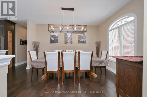11 Harry Parker Place Adjala-tosorontio ON L0M 1J0