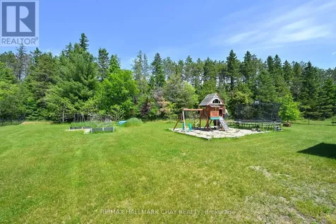 11 Harry Parker Place Adjala-tosorontio ON L0M 1J0