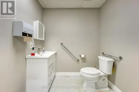 2695 Hamilton Road Sarnia ON N0N 1C0