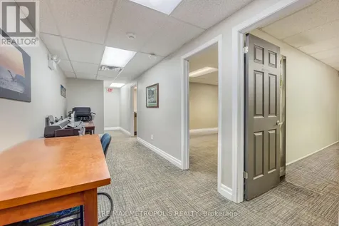 2695 Hamilton Road Sarnia ON N0N 1C0