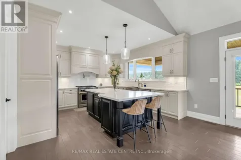 023181 Erin East Garafraxa Townline East Garafraxa ON L9W 7G8