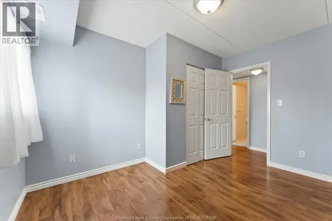 1323 Langlois Windsor ON N8X 4L8