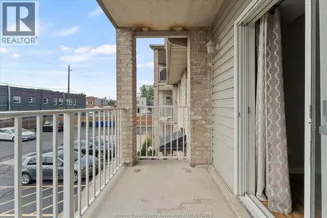 1323 Langlois Windsor ON N8X 4L8