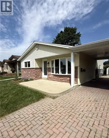 66 Belwood Crescent Kitchener ON N2C 1Z3