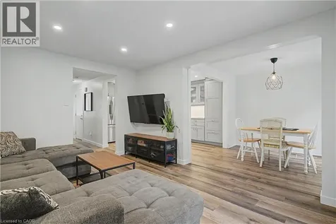 191 Northview Heights Drive Cambridge ON N1R 8C6
