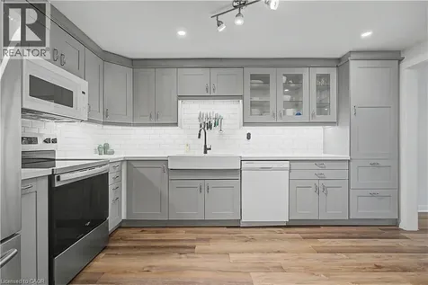 191 Northview Heights Drive Cambridge ON N1R 8C6