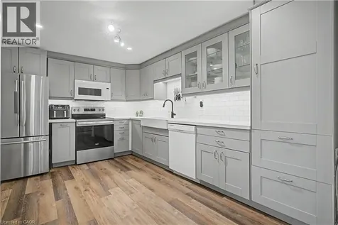 191 Northview Heights Drive Cambridge ON N1R 8C6