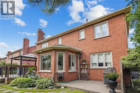 4665 Beaufort Terrace Mississauga ON L5M 3J1