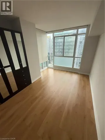 225 Webb Drive Mississauga ON L5B 4P2