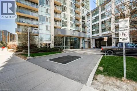 225 Webb Drive Mississauga ON L5B 4P2