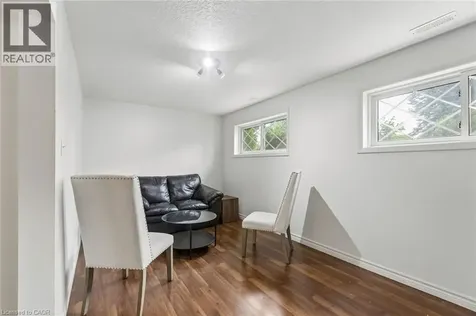 130 Hudson Crescent Kitchener ON N2B 2V9