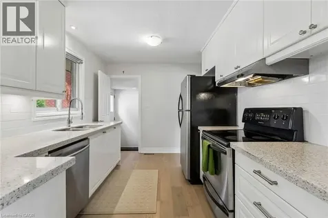 130 Hudson Crescent Kitchener ON N2B 2V9