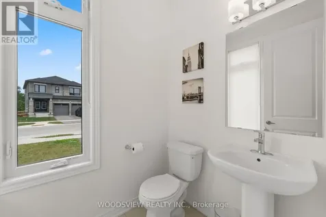 91 Thicketwood Avenue Barrie ON L9J 0W8