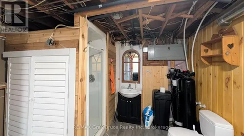 60 Lila Road Owen Sound ON N4K 6C2