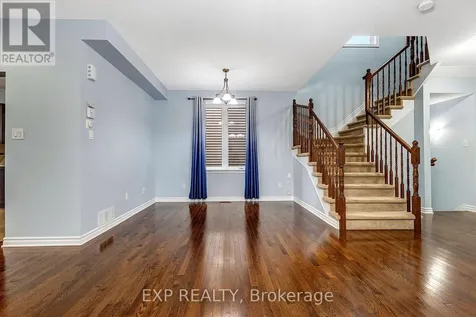 635 Moorpark Avenue Ottawa ON K2M 0H8