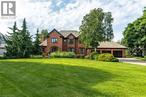 17 Lochside Drive Stoney Creek ON L8E 5T6