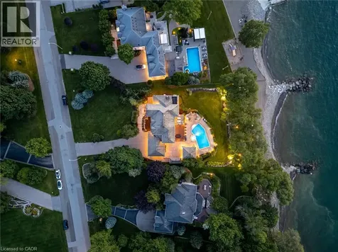17 Lochside Drive Stoney Creek ON L8E 5T6