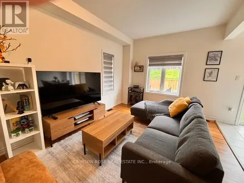 33 Bilanski Farm Road Brantford ON N3S 0J7