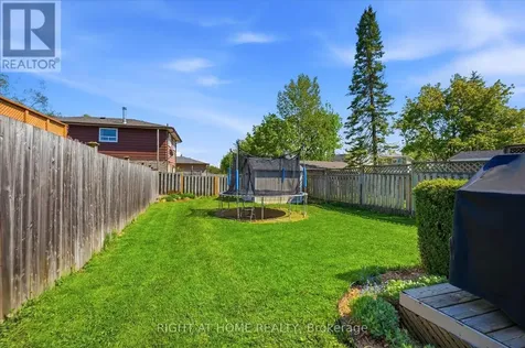 100 Burbank Crescent Orangeville ON L9W 3E7