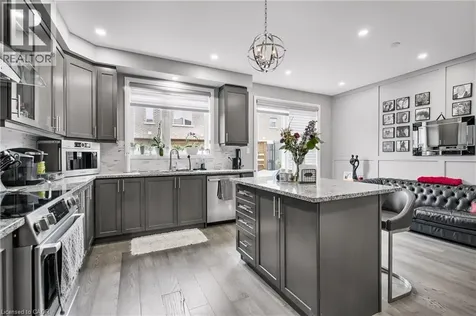 3339 Vardon Way Oakville ON L6M 1R6