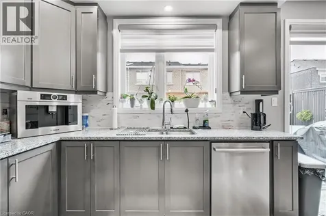 3339 Vardon Way Oakville ON L6M 1R6