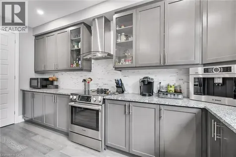 3339 Vardon Way Oakville ON L6M 1R6