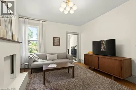 148 Dundurn Street North Hamilton ON L8R 3E8