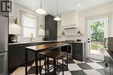 148 Dundurn Street North Hamilton ON L8R 3E8