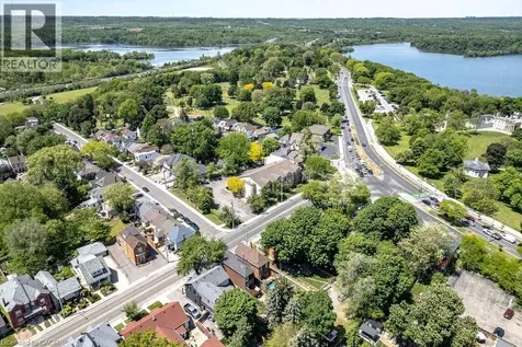 148 Dundurn Street North Hamilton ON L8R 3E8
