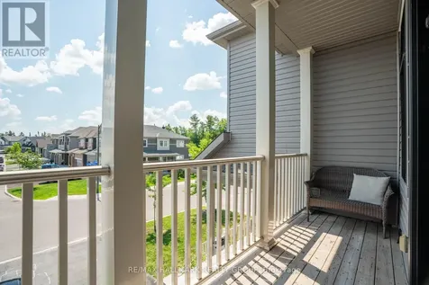 678 Eagle Crest Heights Ottawa ON K2S 1R8