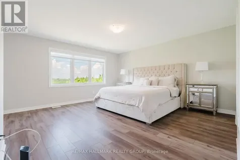 678 Eagle Crest Heights Ottawa ON K2S 1R8