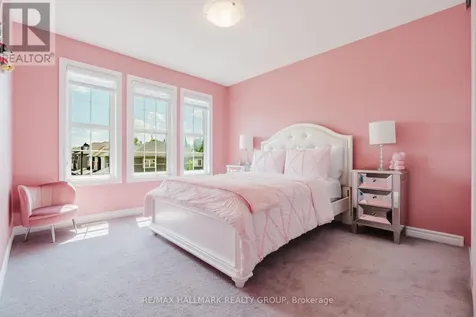678 Eagle Crest Heights Ottawa ON K2S 1R8