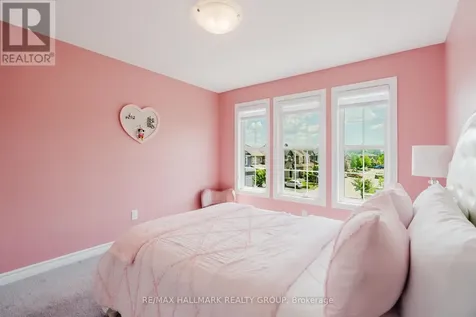 678 Eagle Crest Heights Ottawa ON K2S 1R8