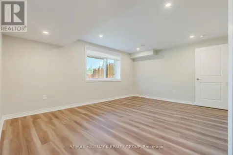 678 Eagle Crest Heights Ottawa ON K2S 1R8