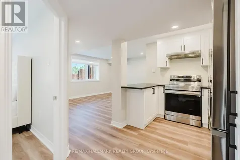 678 Eagle Crest Heights Ottawa ON K2S 1R8