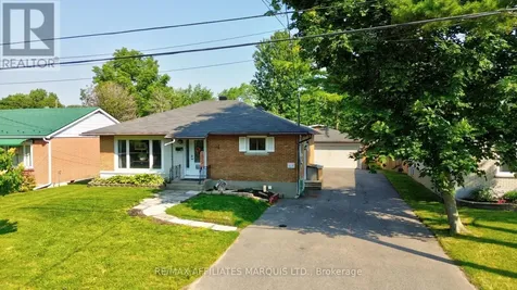 1015 Edythe Avenue Cornwall ON K6J 1N8