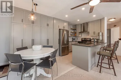 32 Valleymede Court Collingwood ON L9Y 5E4