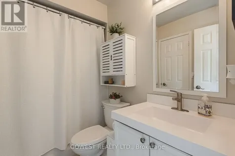32 Valleymede Court Collingwood ON L9Y 5E4
