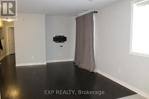360 Tribeca Private Ottawa ON K2J 6B4