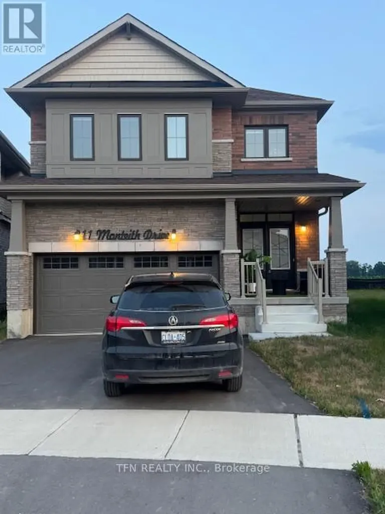 11 Monteith Drive Brantford ON N3T 5L5