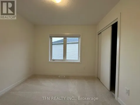 11 Monteith Drive Brantford ON N3T 5L5
