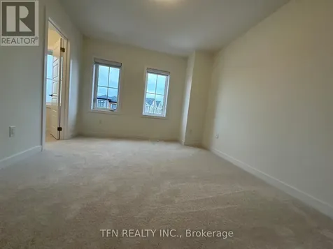 11 Monteith Drive Brantford ON N3T 5L5