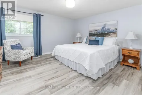 31 Blackfriar Lane Brantford ON N3R 7M2