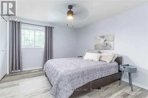 31 Blackfriar Lane Brantford ON N3R 7M2