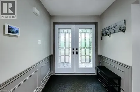 29 Woodside Square Fonthill ON L3E 0M7
