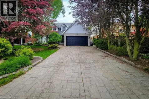 29 Woodside Square Fonthill ON L3E 0M7
