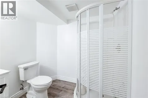 29 Woodside Square Fonthill ON L3E 0M7