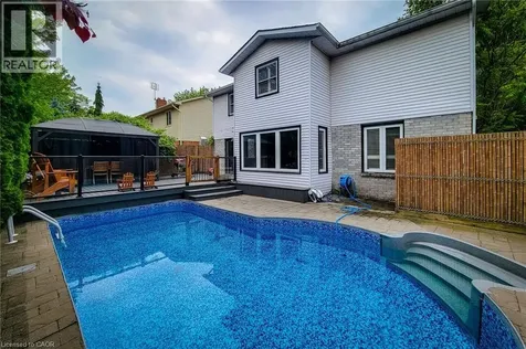 29 Woodside Square Fonthill ON L3E 0M7