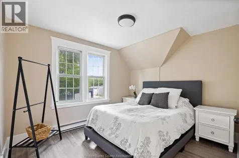 2123 Ontario Street Windsor ON N8Y 1N4